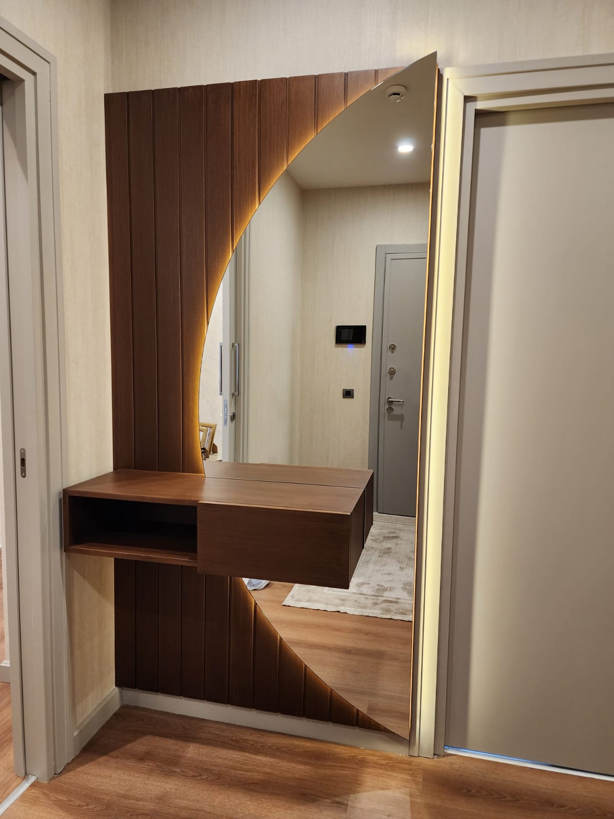 WhatsApp Image 2025-10-19 at 22.25.01